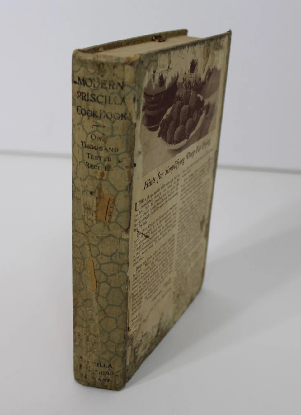 Antique 1924 Modern Priscilla Cookbook Special Subscription Edition HC Recipes